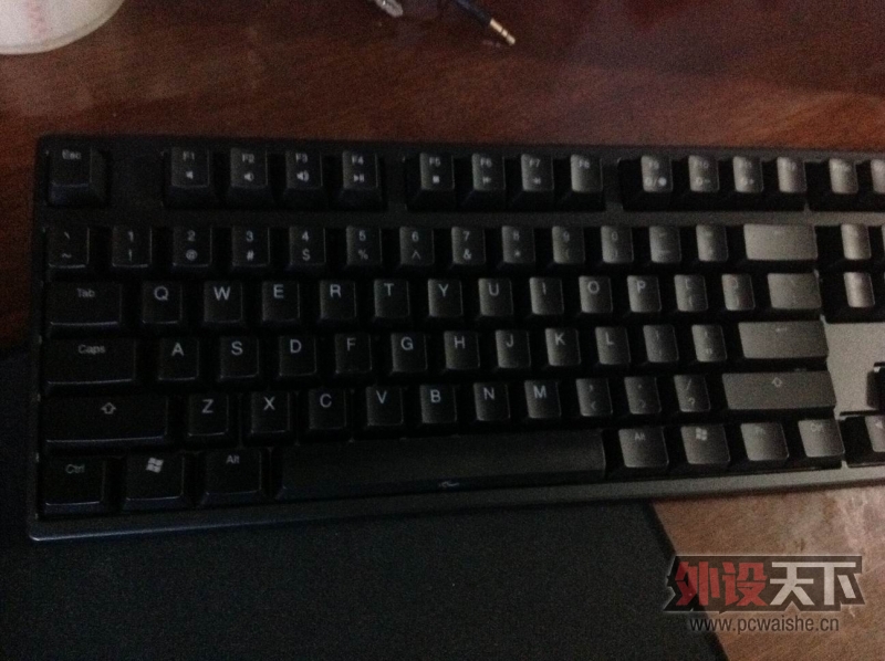 DUCKY 9008S �׹�����Ե���600