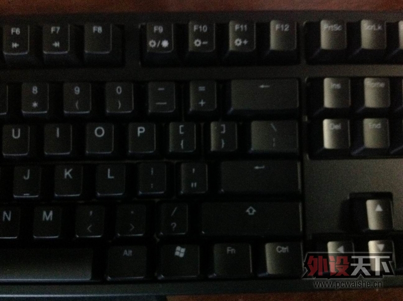 DUCKY 9008S �׹�����Ե���600