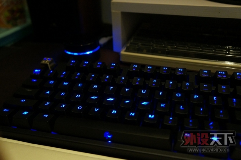 [10P] С�����¸����£��Ա�����+3���µ����� -�����������