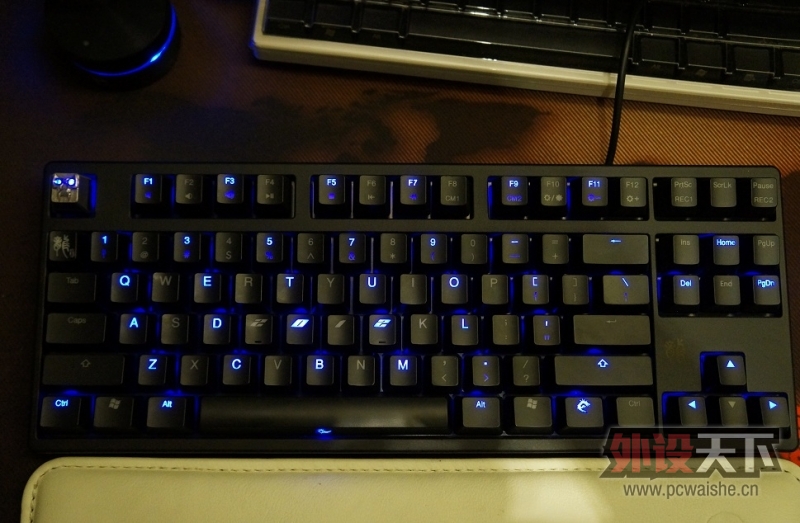 [10P] С�����¸����£��Ա�����+3���µ����� -�����������