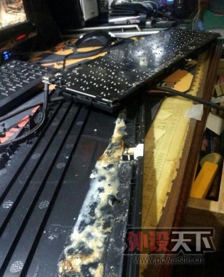 [1P] һ����������Ϊɶ�����ڼ����Աߺ�ơ��