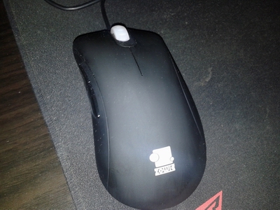 ֣�ݳ� 9��EC2 EVO ��ɫ��� 240����