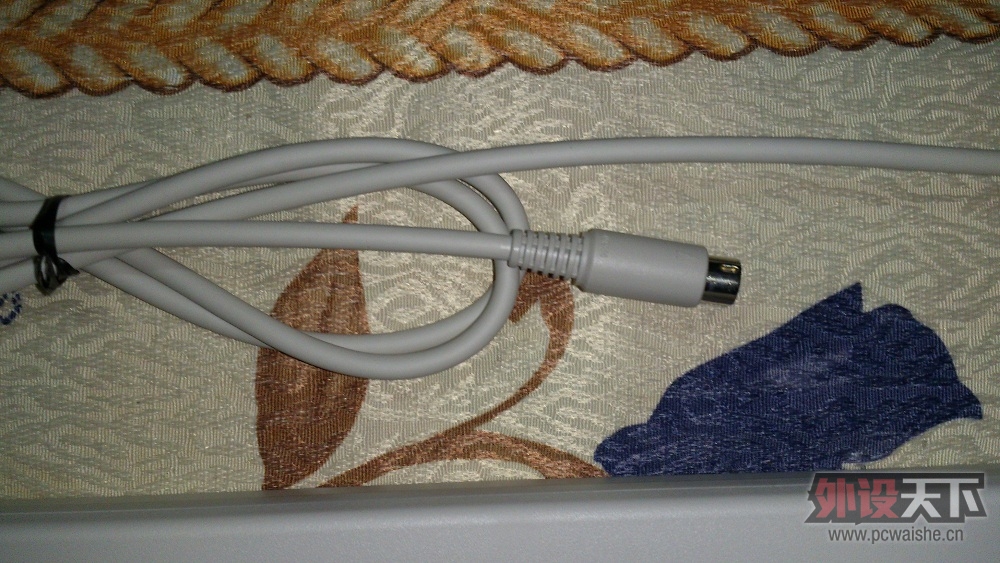 realforce101_06.jpg