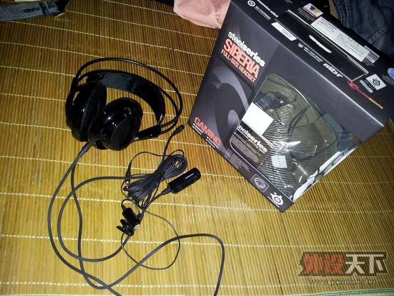 �����ڡ���������ɣ����V1��ɫ 9.5�½�ͨ�� 200����  ����