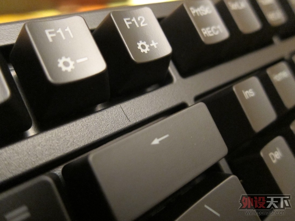 Ducky 9008 shining2 