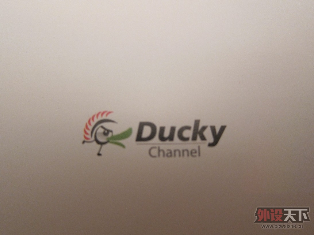Ducky 9008 shining2 