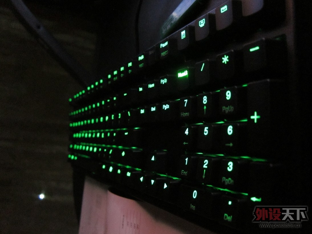 Ducky 9008 shining2 