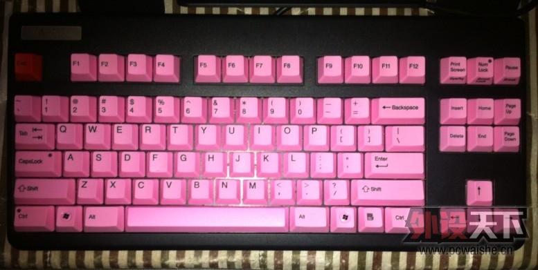 ���Ϻ���Ҫ�ؼ�̫���˴�����  RF87U+��ñ ���� ���� �ȵȵ� ��ﶥ���չ�