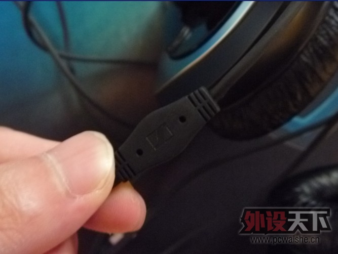 �����ա�ɭ������Sennheiser PC330 & 9�� & 580��������������CS 1.6��Ƶ��