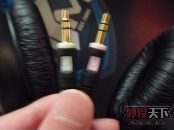 �����ա�ɭ������Sennheiser PC330 & 9�� & 580��������������CS 1.6��Ƶ��
