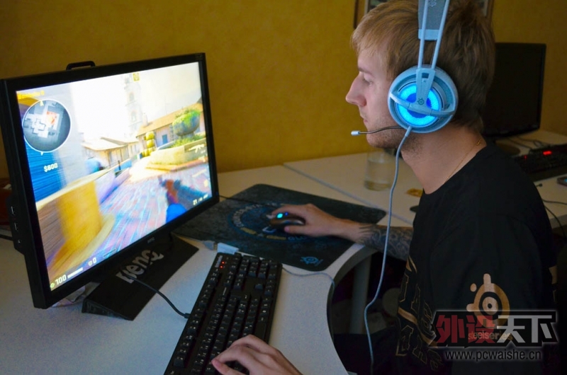 ��CS GO������NiP.Fifflaren��ѵ��װ��