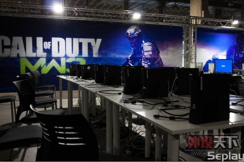 ���ֵ���һЩ��äĿ׷�ǵ�ʱ�̡�DreamHack2012��������վ NIP��ѡ��װ��һ��