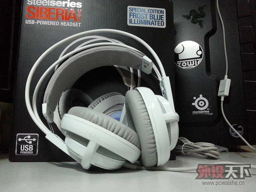 v2˪֮áLove me doSteelSeries Siberia v2 Frost Blue