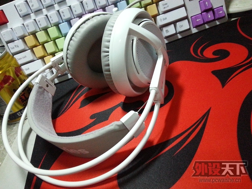 v2˪֮áLove me doSteelSeries Siberia v2 Frost Blue