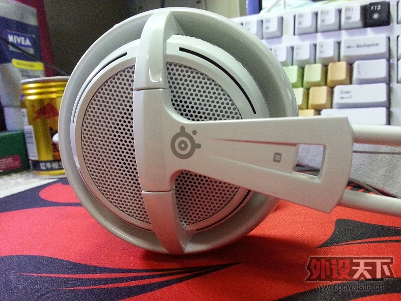 v2˪֮áLove me doSteelSeries Siberia v2 Frost Blue