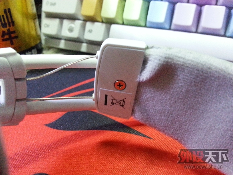 v2˪֮áLove me doSteelSeries Siberia v2 Frost Blue