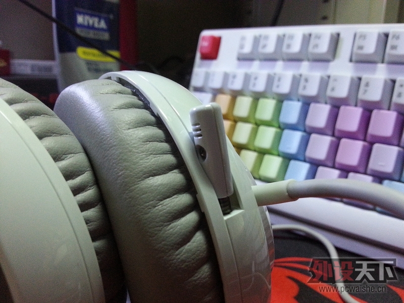 v2˪֮áLove me doSteelSeries Siberia v2 Frost Blue