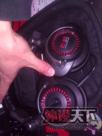 ������������8.5��˶����E95 V2010����150Ԫ�����ߵ����������50Ԫ ��2��