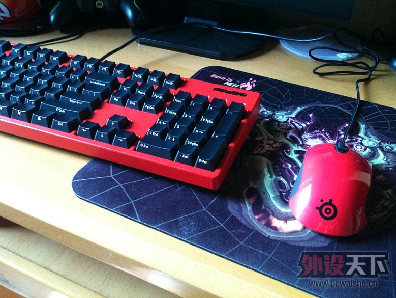 ���ڵ��ˣ�Filco���ߺ���+���kinzu v2 pro��