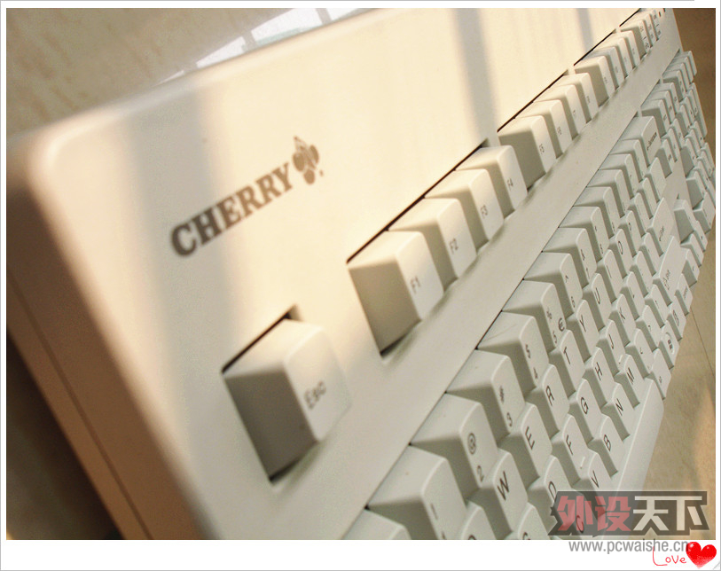 ����Լ�ּ򵥣��ָв�һ�㡱 Cherry G80-3000����С��