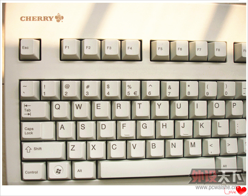 ����Լ�ּ򵥣��ָв�һ�㡱 Cherry G80-3000����С��