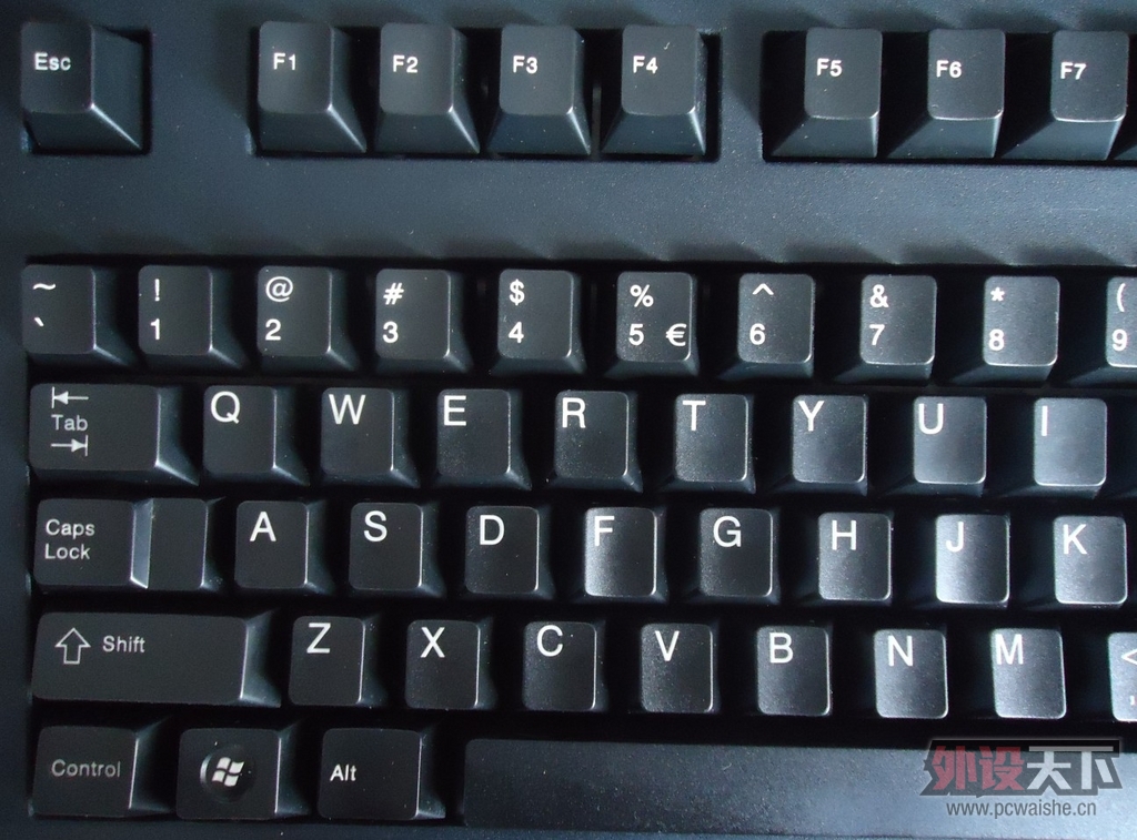 )[EH(@~AM9YCQE8_`YM3X8Y.jpg
