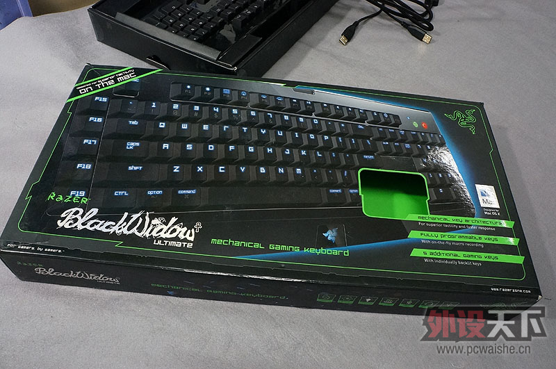 ���ѳ����������˴�������RAZER�ڹѸ��ռ��� mac�� ��ɫ������� 9.9����600Ԫ