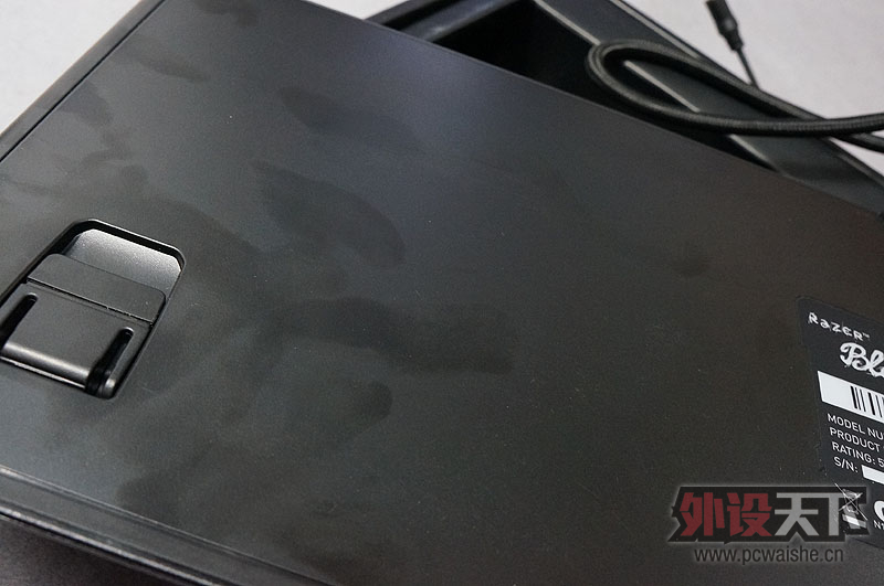 ���ѳ����������˴�������RAZER�ڹѸ��ռ��� mac�� ��ɫ������� 9.9����600Ԫ