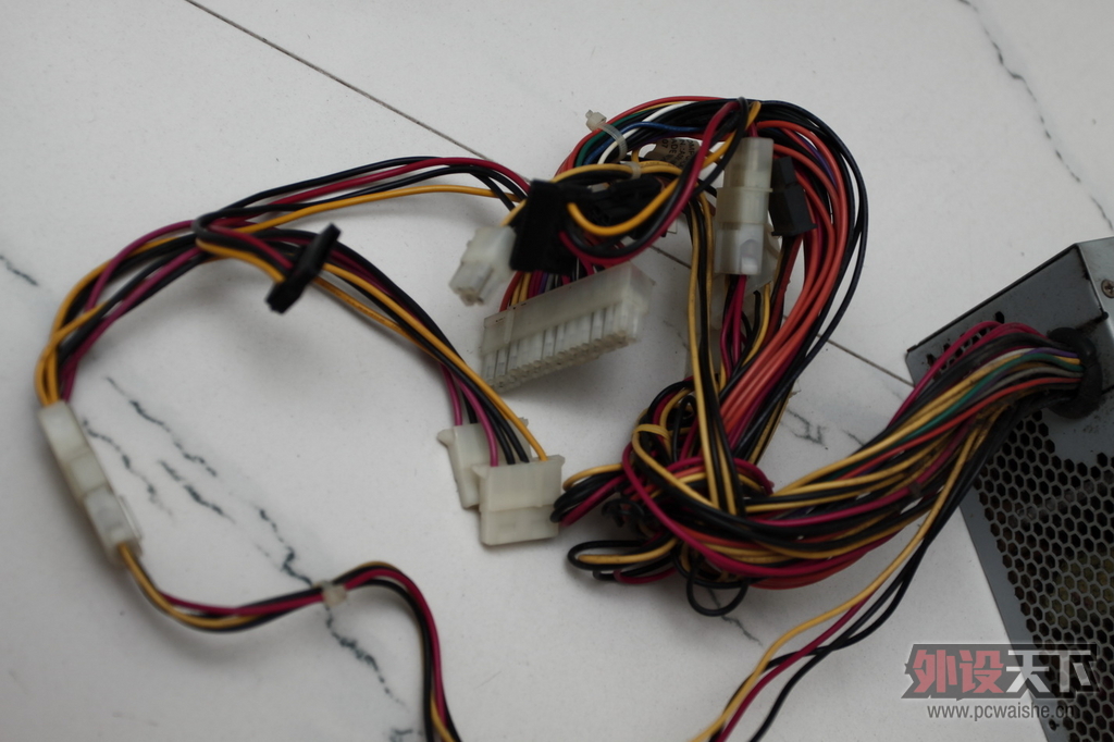 [�Ϻ�]�ۻ��и�sq5�ͼ��̣����ϴ�ݳ�E95��������SQ5��Vsonic R02���ߵ�����