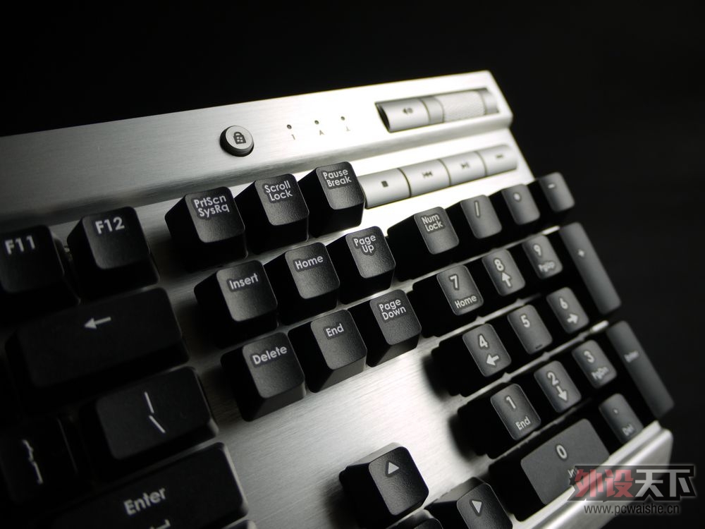 Įдӯ    ---------  ҹСcorsair vengeance K60