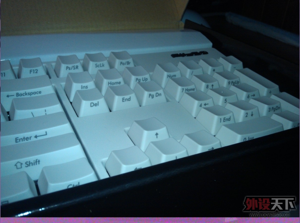 Filco����104����ɫ��������--���һ��û����������ᣬ�����˰׺�ײ������Ӱ~