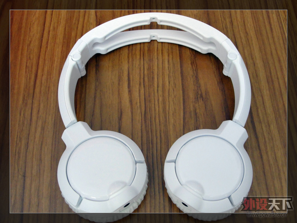 �����Flux����������á��鶯���ߣ���SteelSeries  Flux�׿���