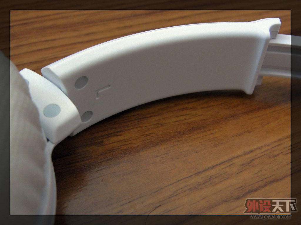 �����Flux����������á��鶯���ߣ���SteelSeries  Flux�׿���