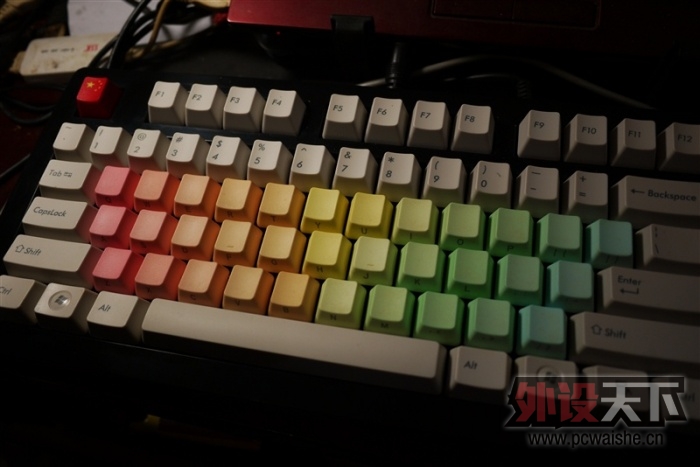 ��DAS����ɫ��