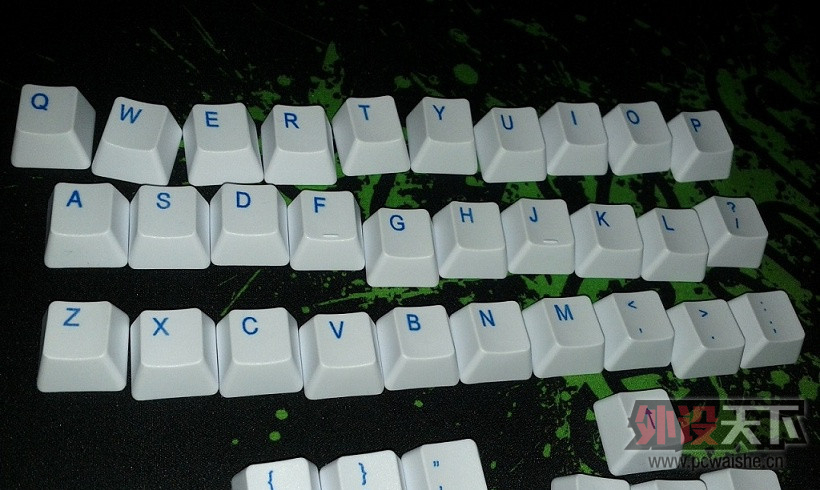 ���㶫��37����ɫ����PBT��������ñ 180 ����