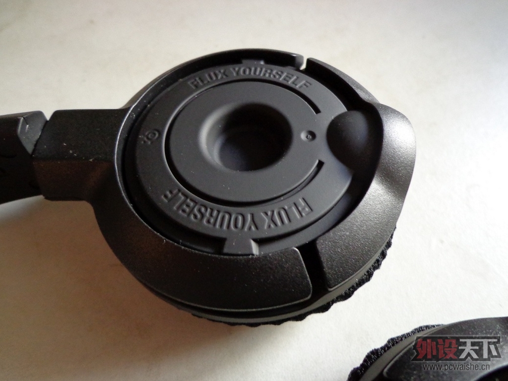 �����Flux����������á�ͻ�ƣ����£��鶯������~~~��steelseries Flux black