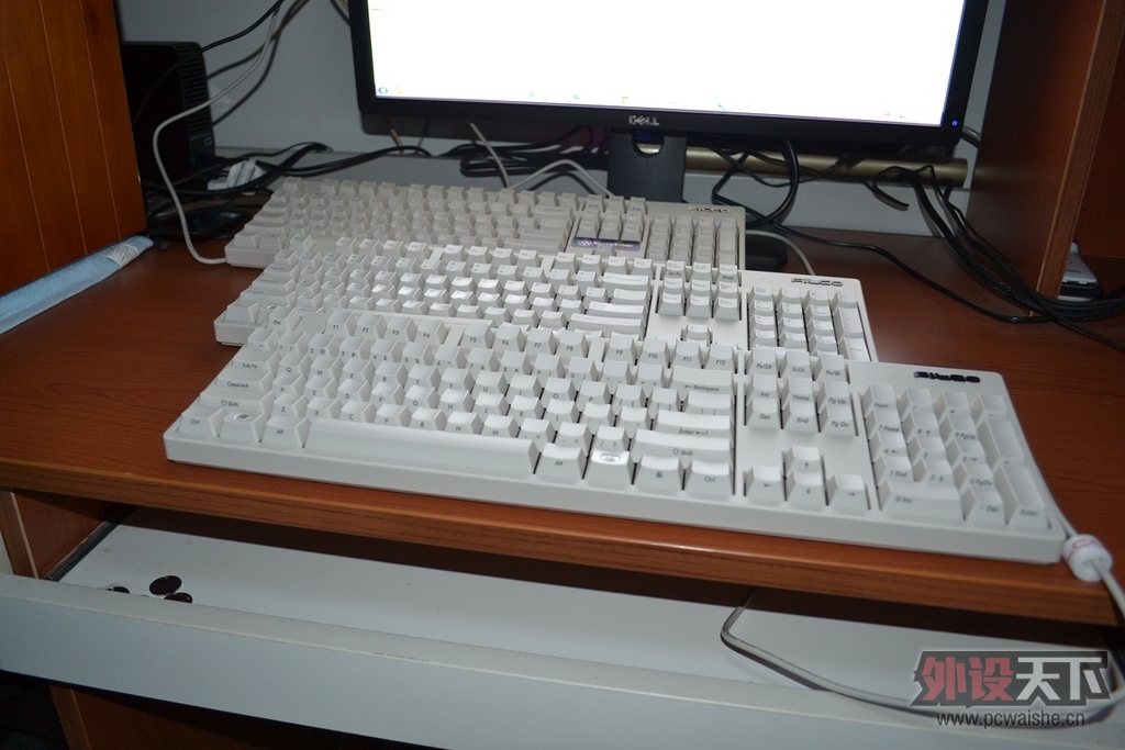 Filco����104����ɫ��������--���һ��û����������ᣬ�����˰׺�ײ������Ӱ~