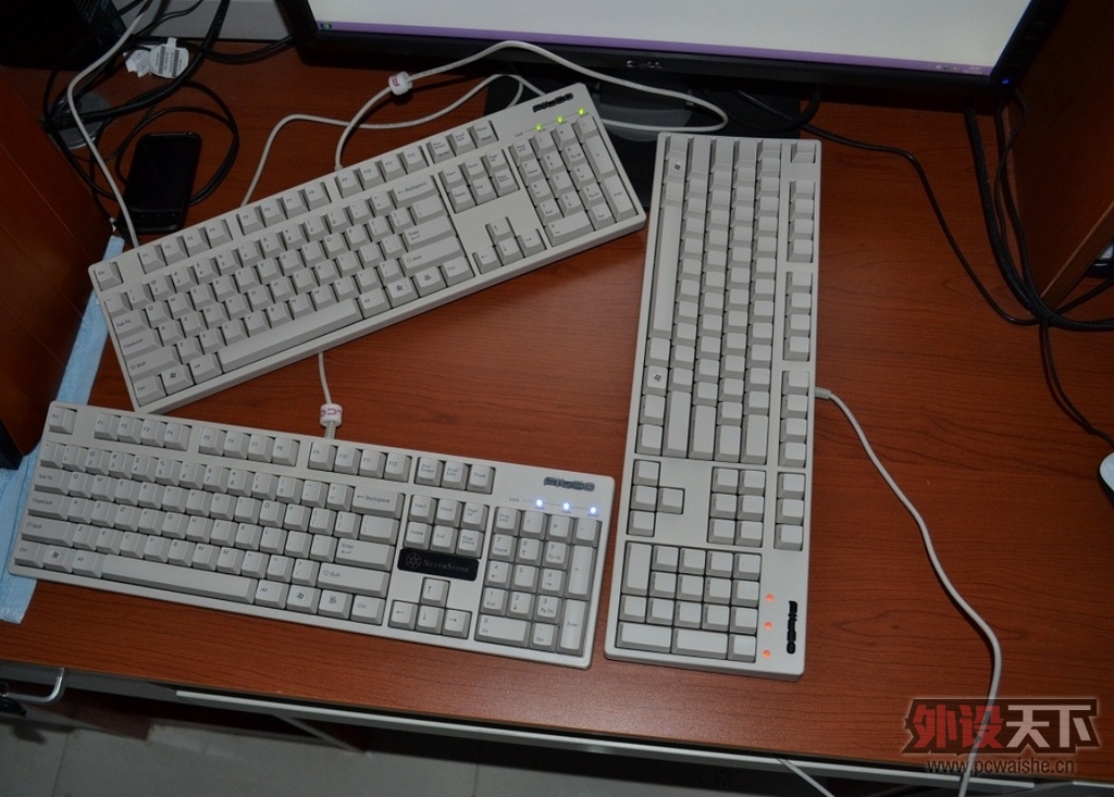 Filco����104����ɫ��������--���һ��û����������ᣬ�����˰׺�ײ������Ӱ~