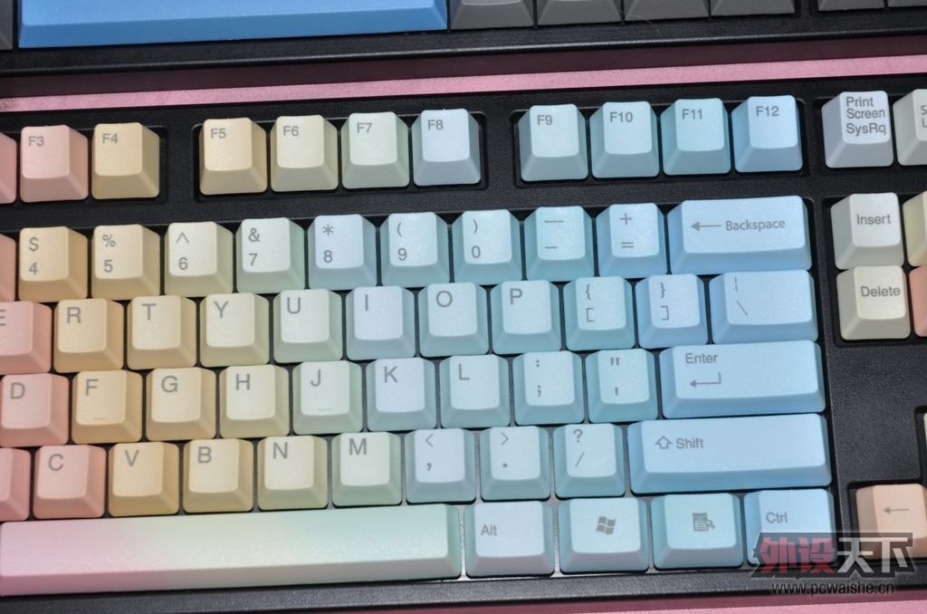(���)Ҳ��ÿһ�������ж���һ�ֲʺ硣