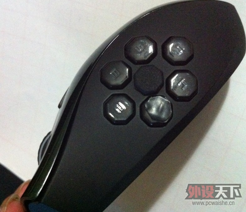  ݡrazer âɫ 9.5³ۼ399Ԫ