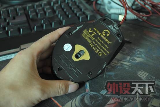 �Ա���û�¸ɣ��Ұ�Ħ��V7��β�Ƹ�����