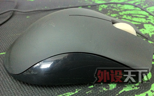 [�ɶ�] 3.5G���񣬹�������ɫ����  90����