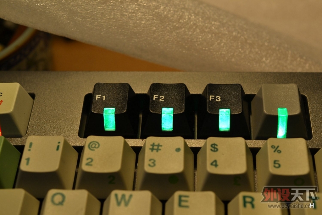 �����ǵļ۸�Խ��Խ���� ֻ���Լ�������
