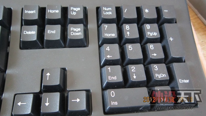 [��] �ݶ�] PLUM 104 ��ɫ����+9.5��+260Ԫ��˳��