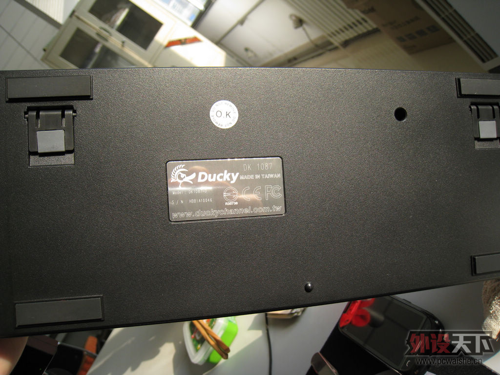����KBT��̨�׺�DUCKY1087��