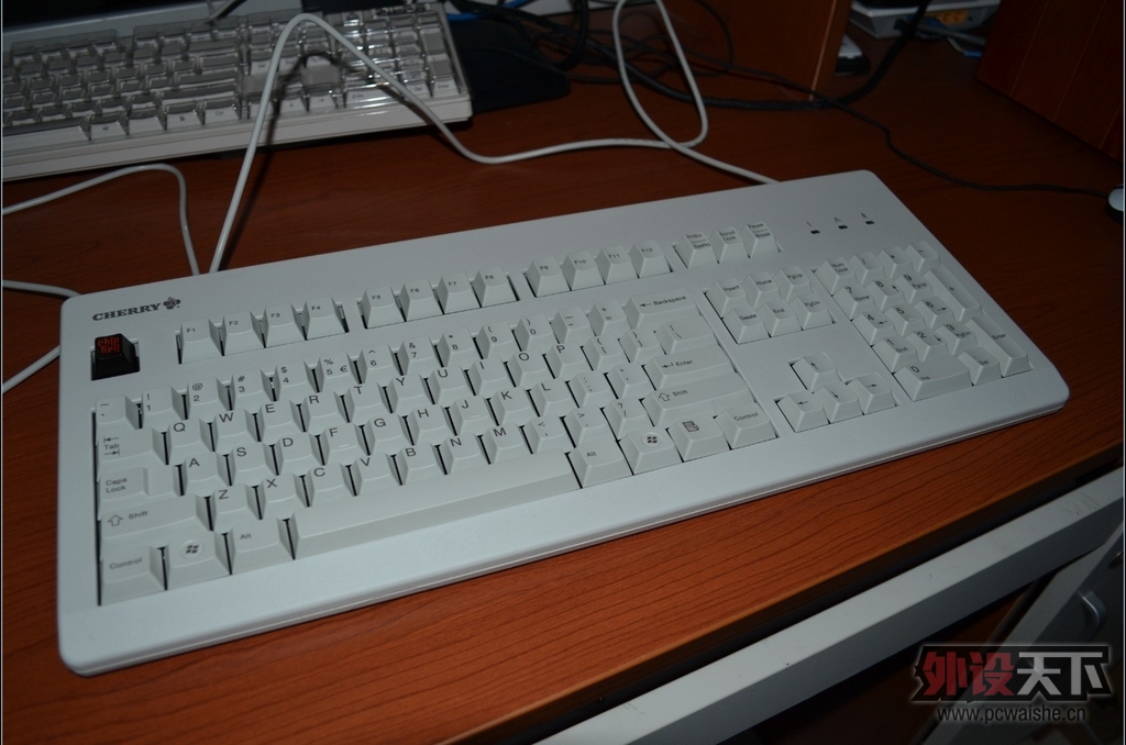 Cherry G80-3000LXCEU-0 with Chiphell Keycap
