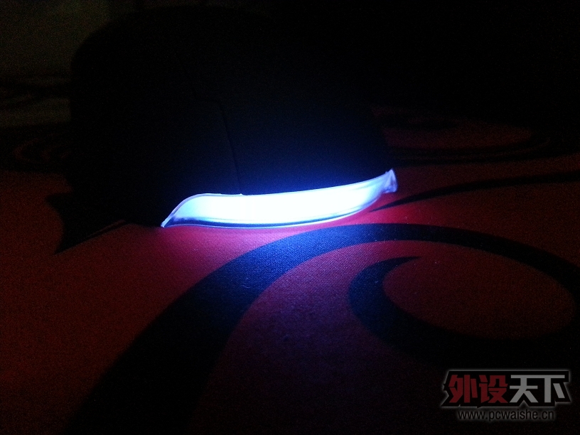 Ե¹֮Roccat Savu-䱪ǳ