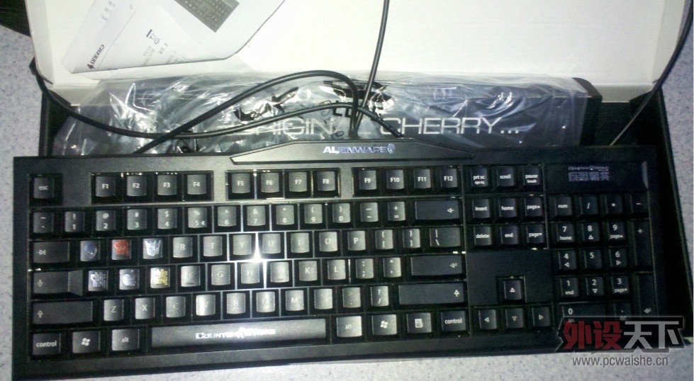 EOX(7`KHJ3I(1H9XEK]7FWH.jpg