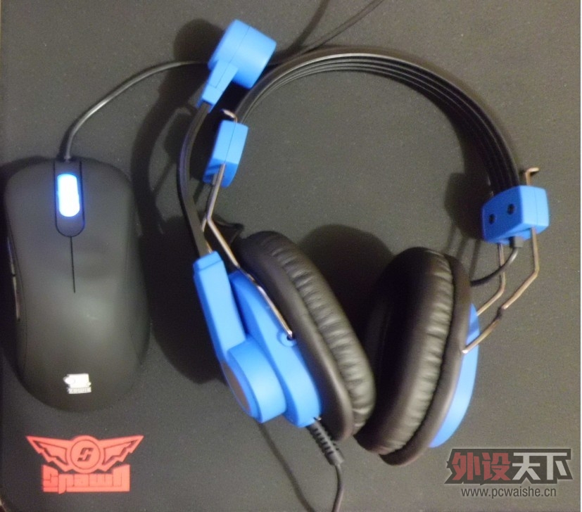 ���ɶ���ZOWIE��װ9��(ֻʣ������������������ɫIO��HD202)