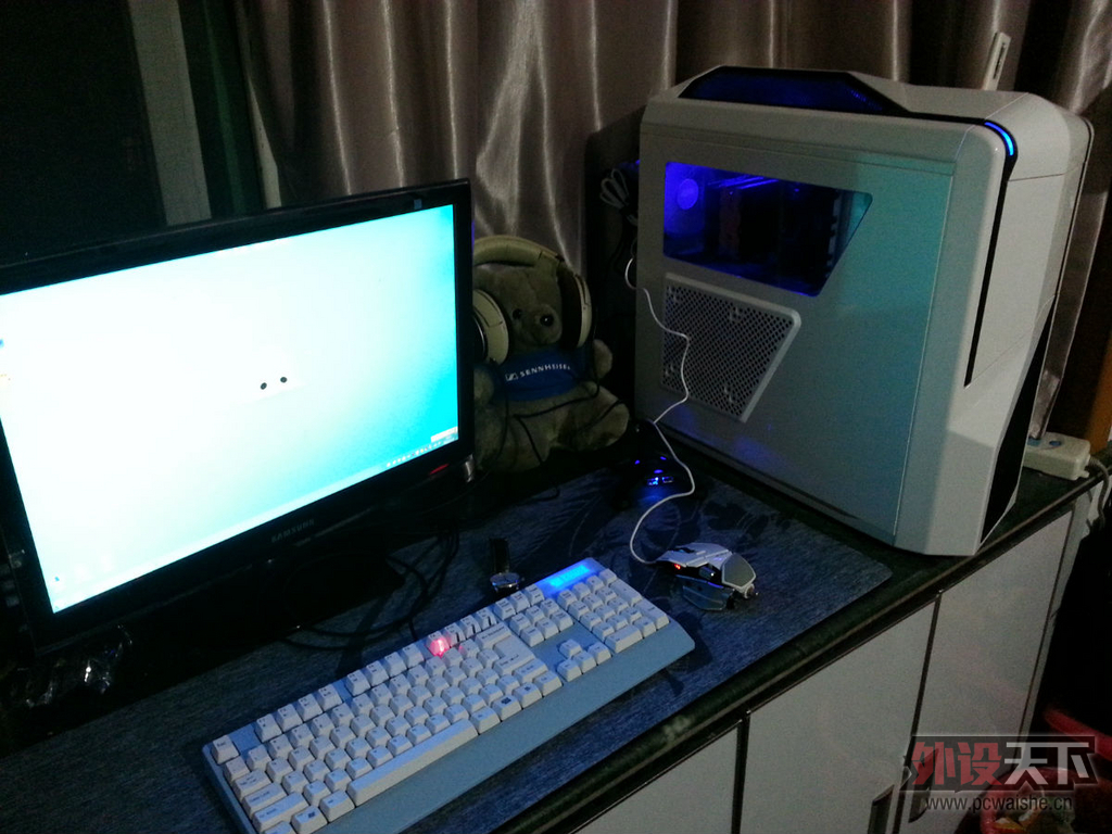 ���Ա�������zowie-i��Ⱥ��ϲ���ּ�������ŭ��һѪ����ͼ���޸���
